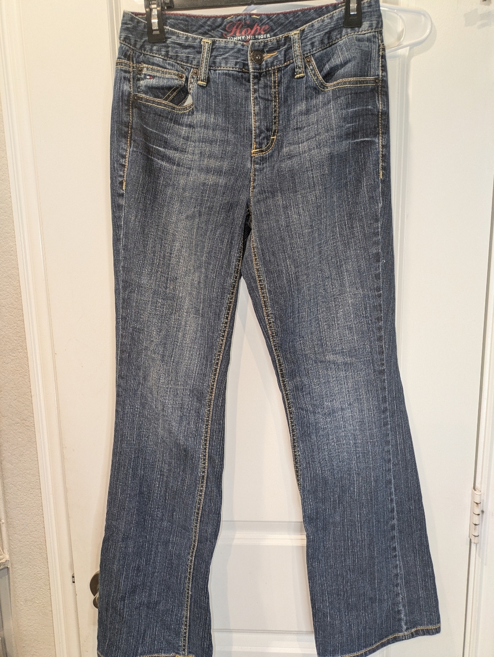 Tommy Hilfiger Bootcut Jeans Women’s Size 6R Medium Wash Classic Denim